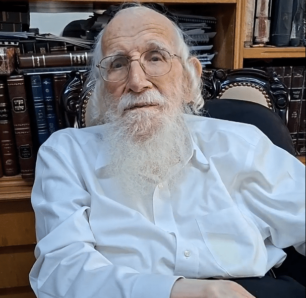 הרב עזריאל אוירבך